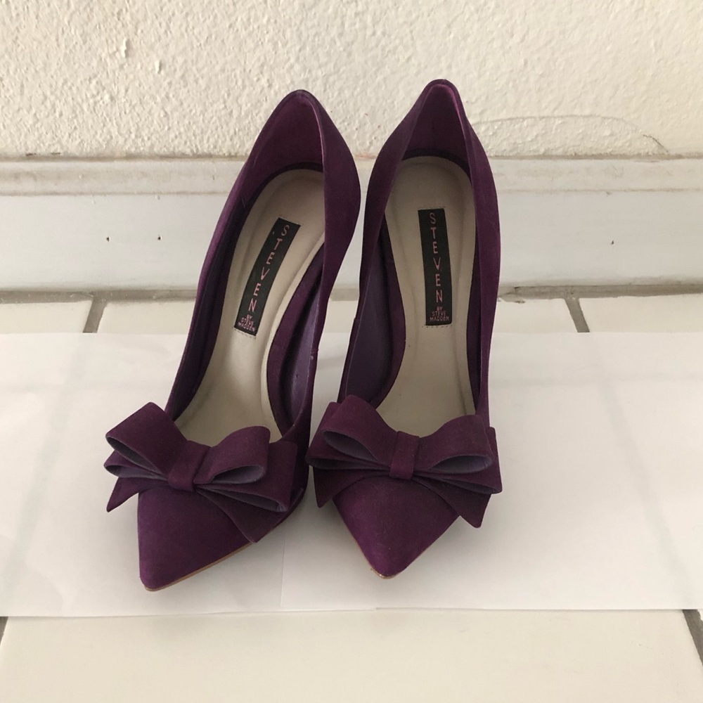 Steven Heels with bow